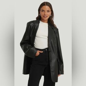 NA-KD Maxi Oversized PU Blazer Black